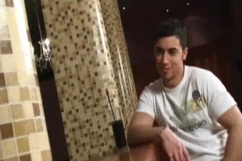 thick rod fuck AT The BAR