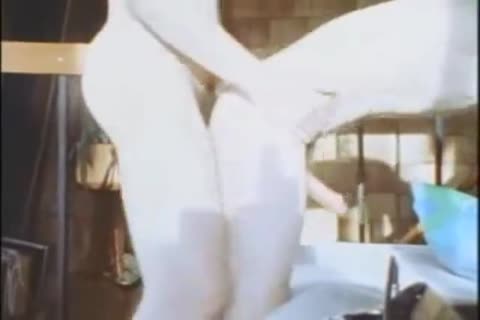 Classic bareback Scene