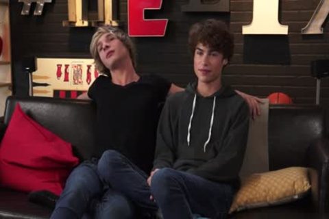 brunette hair gay ace nail With ejaculate flow