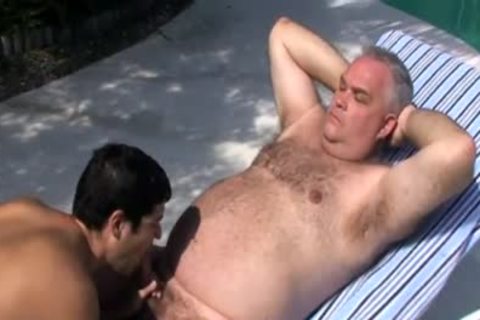 pretty Daddy Bear Blake Hardwick pounding young chap.