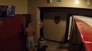 men In Public 23 - wet And juicy - handjob Hook up