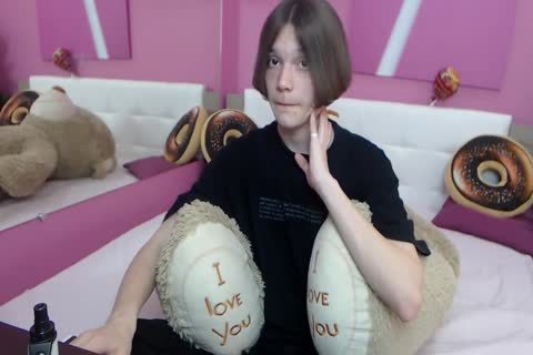 Puppy Dog Eyes Does A Dance And Cums