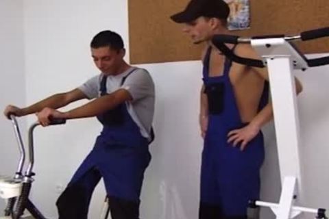 brunette hair teen spreads His pooper For A giant 10-Pounder