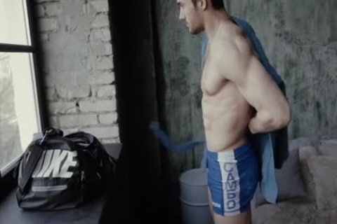 Model Does Some naked Shadow Boxing