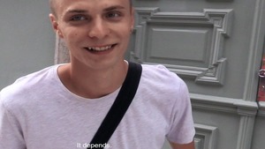 Skeletal twink nailed violently in the wazoo outside