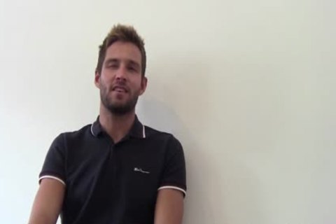 Aussie 6 Pack Model Perfection Looks Chatting Up Rick Chester