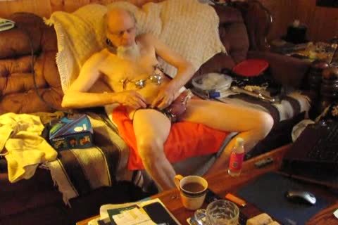 Masturbating  Using Oil,toys And thraldom
