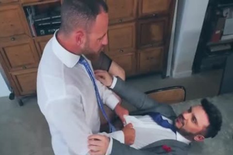 Peeping Photographer (Kike Gil, Leo Rosso)