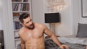 Sean Cody: American gay Levi bareback blowjob cum indoor