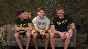 Activeduty: Athletic David Skylar really enjoys hard slamming