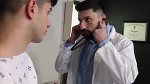 DoctorTapes: Spanking the Twink at the Big Game Clinic